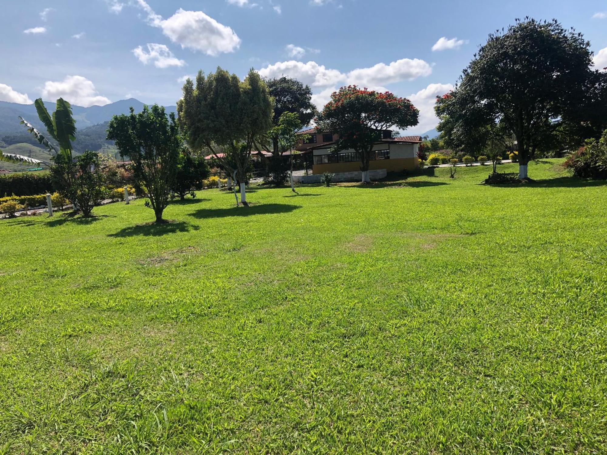 Finca Hotel Paraiso Urrao Exteriör bild