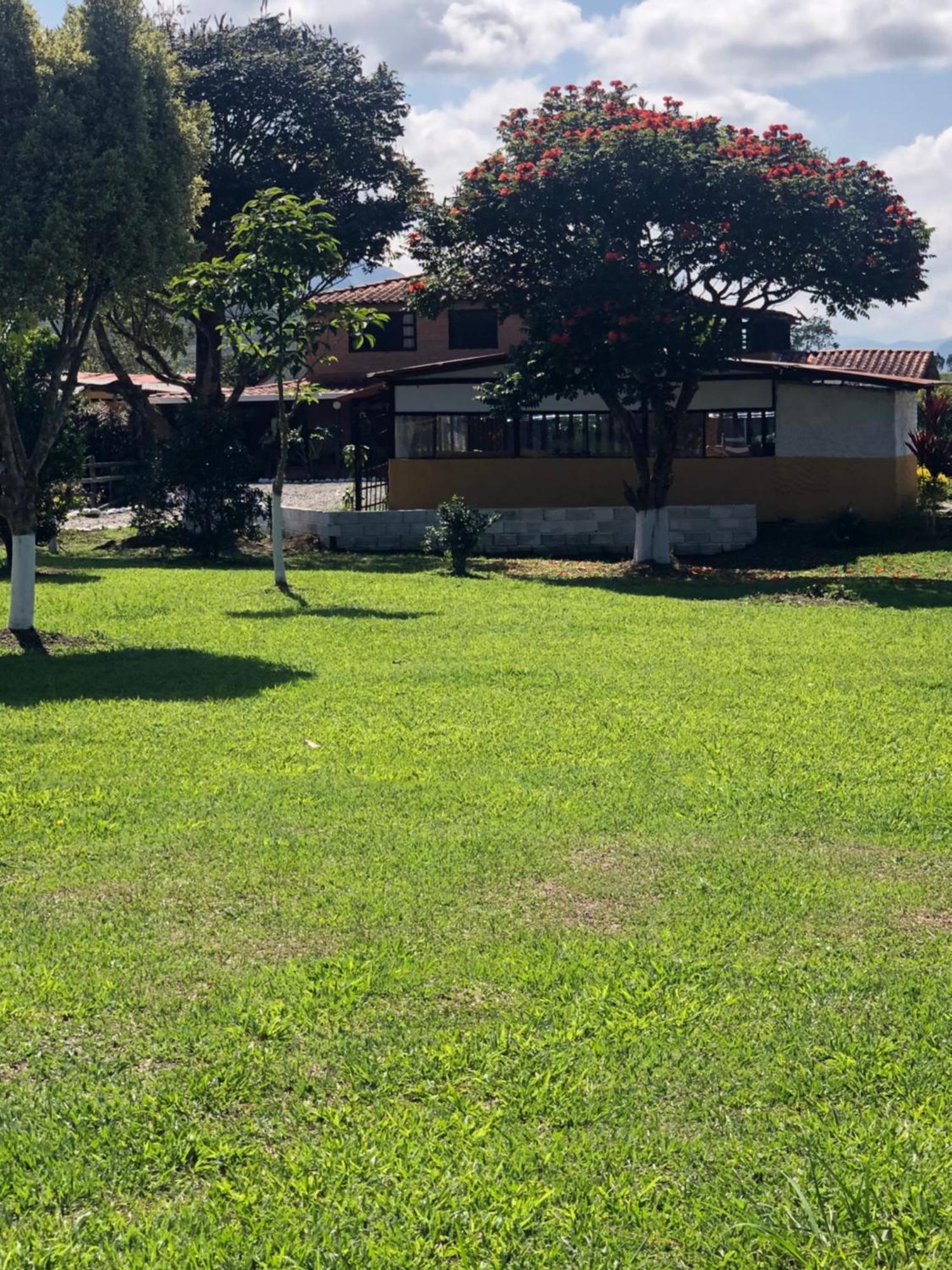 Finca Hotel Paraiso Urrao Exteriör bild